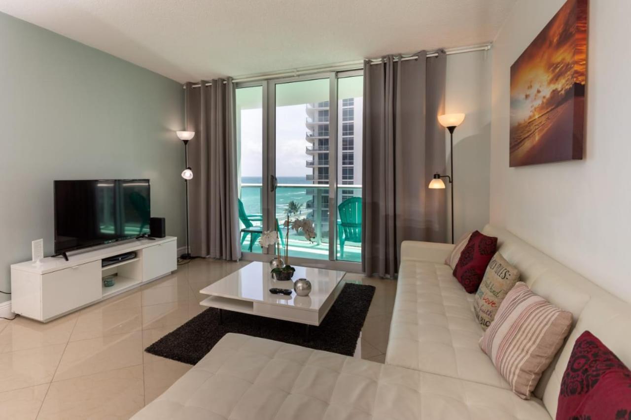 Apartments At Tides Hollywood Exterior foto