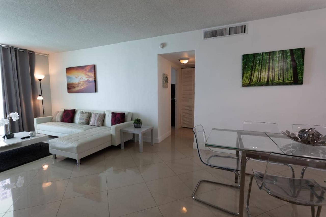 Apartments At Tides Hollywood Exterior foto